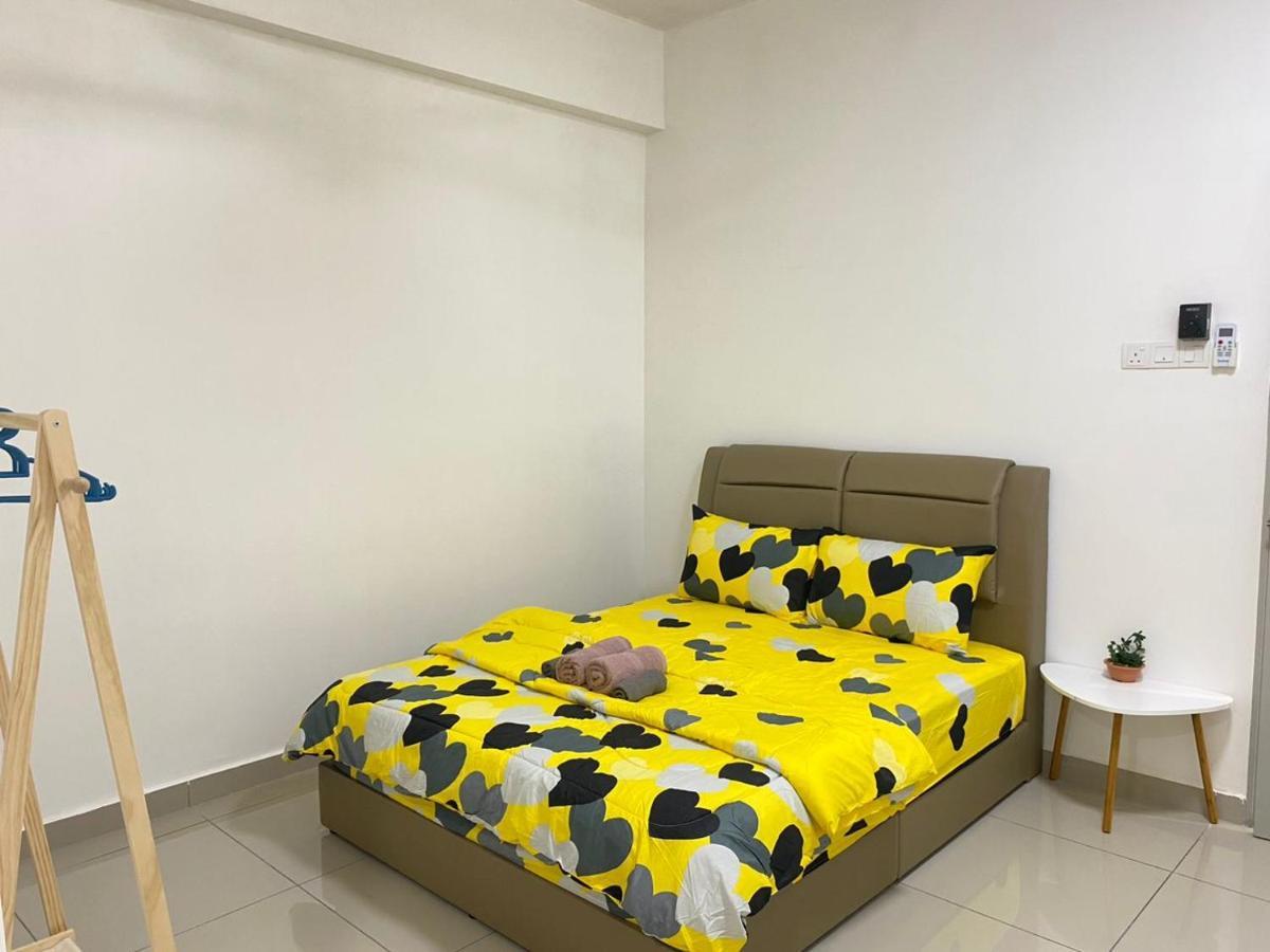 休闲民宿 Leisure Homestay @The Venus Sitiawan Kampong Lumut Kiri Buitenkant foto
