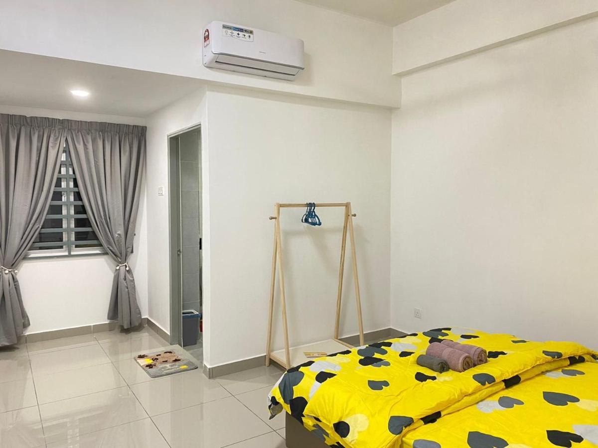休闲民宿 Leisure Homestay @The Venus Sitiawan Kampong Lumut Kiri Buitenkant foto